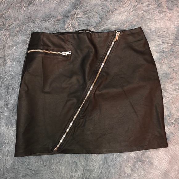 Kendall & Kylie Dresses & Skirts - pleather mini skirt